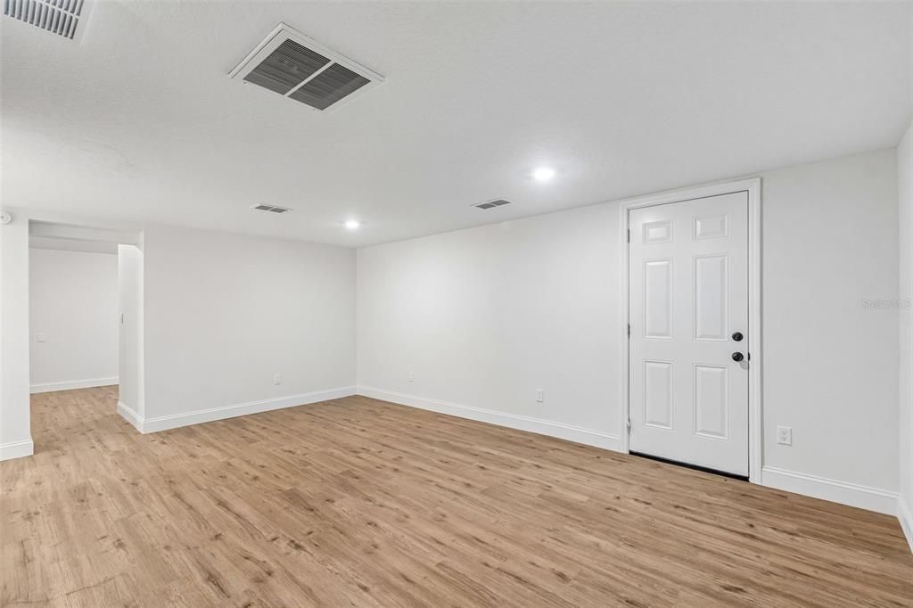 For Sale: $479,900 (4 beds, 3 baths, 2265 Square Feet)