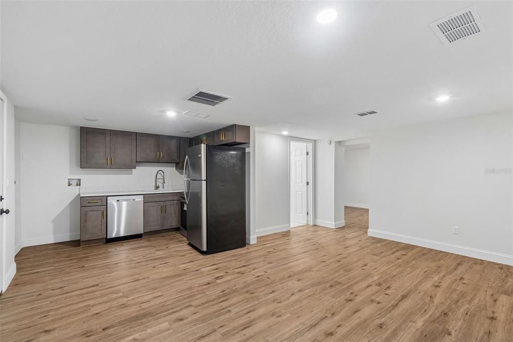 For Sale: $479,900 (4 beds, 3 baths, 2265 Square Feet)