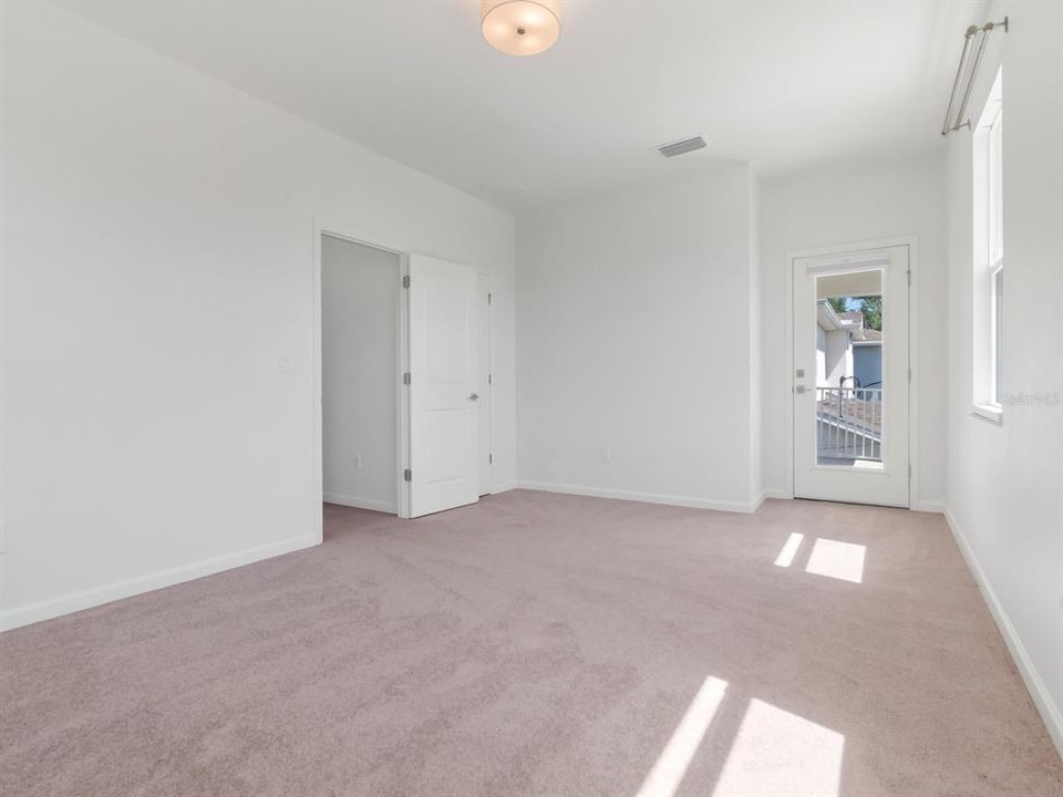 Active With Contract: $664,900 (4 beds, 3 baths, 2649 Square Feet)
