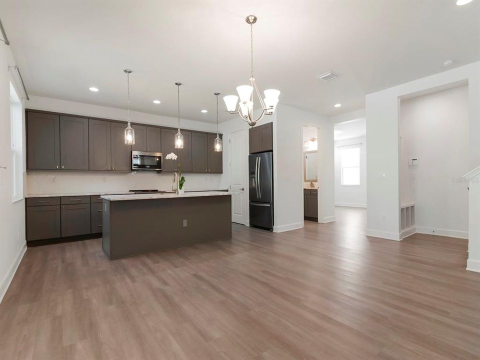 Active With Contract: $664,900 (4 beds, 3 baths, 2649 Square Feet)