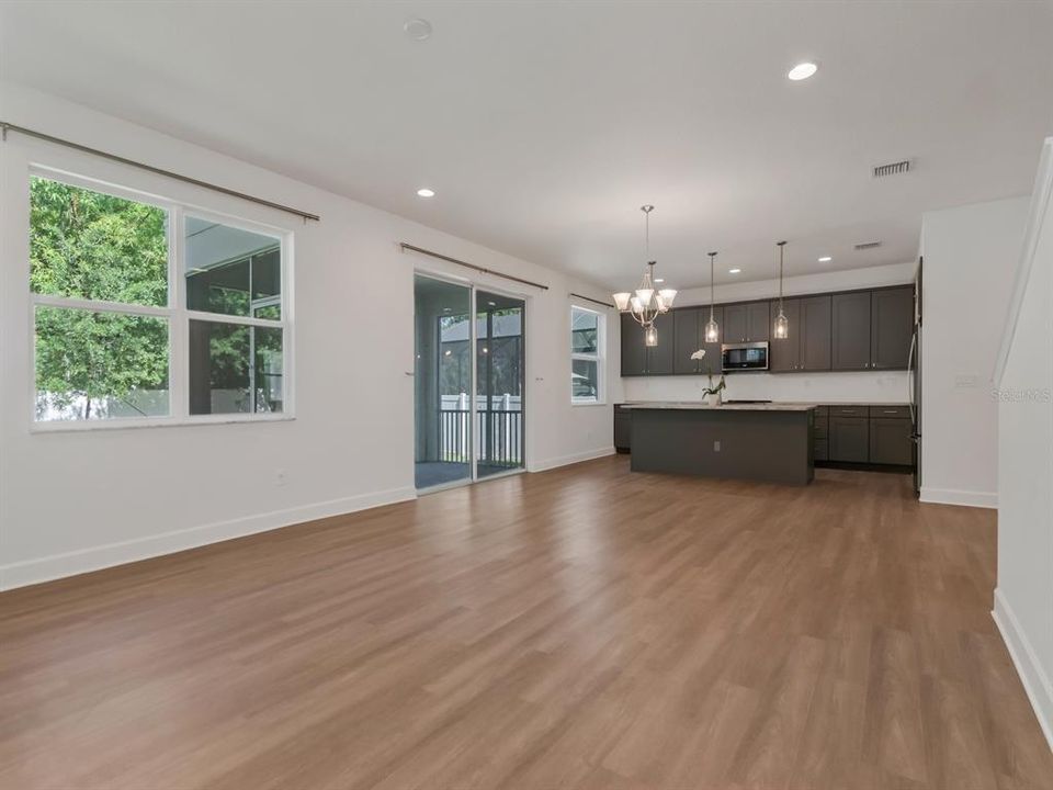 Active With Contract: $664,900 (4 beds, 3 baths, 2649 Square Feet)