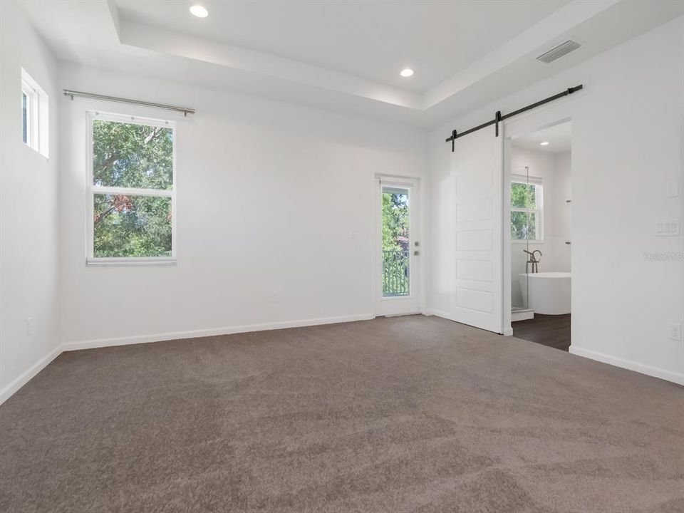 Active With Contract: $664,900 (4 beds, 3 baths, 2649 Square Feet)