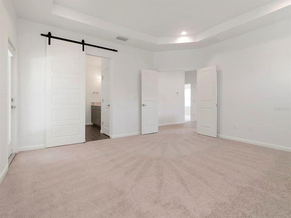 Active With Contract: $664,900 (4 beds, 3 baths, 2649 Square Feet)