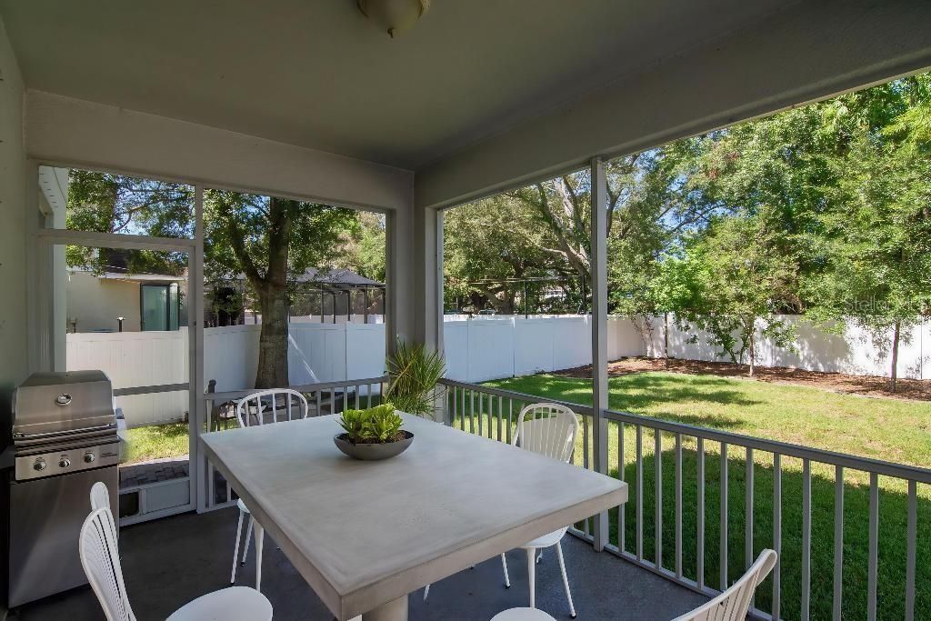 Active With Contract: $664,900 (4 beds, 3 baths, 2649 Square Feet)