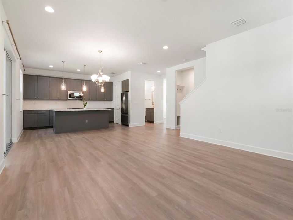 Active With Contract: $664,900 (4 beds, 3 baths, 2649 Square Feet)