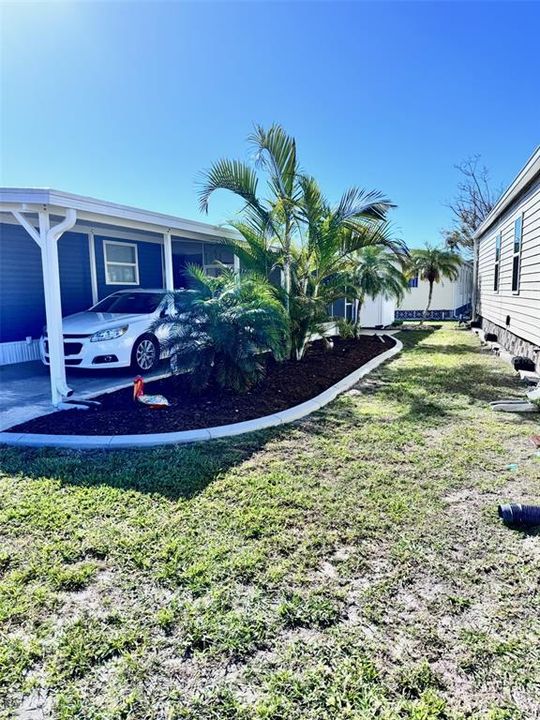 For Sale: $179,900 (2 beds, 2 baths, 1227 Square Feet)