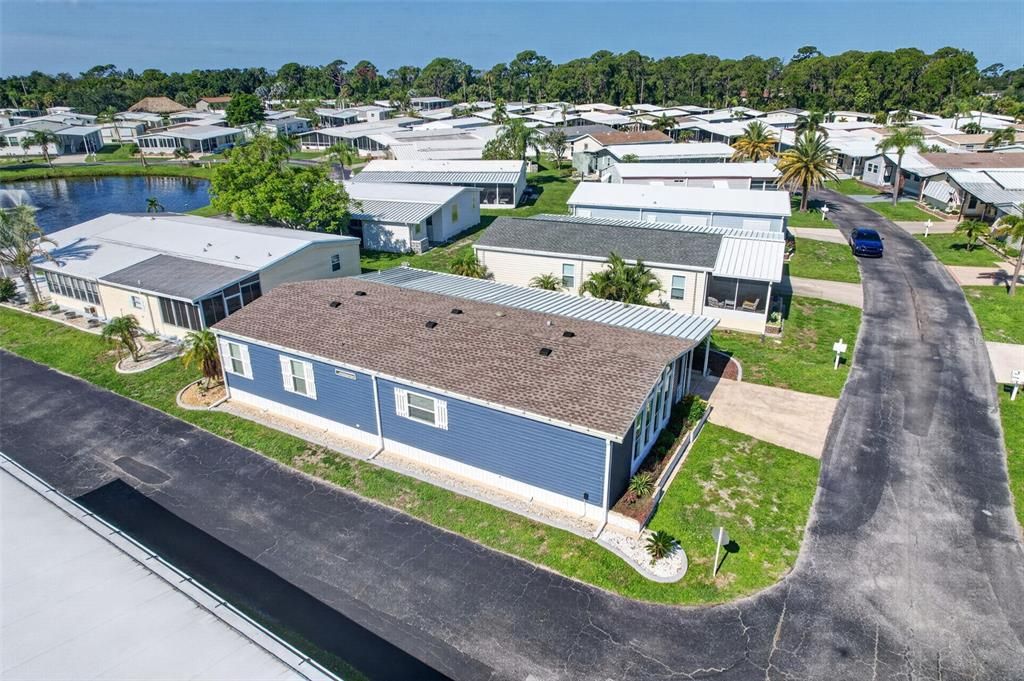 For Sale: $179,900 (2 beds, 2 baths, 1227 Square Feet)