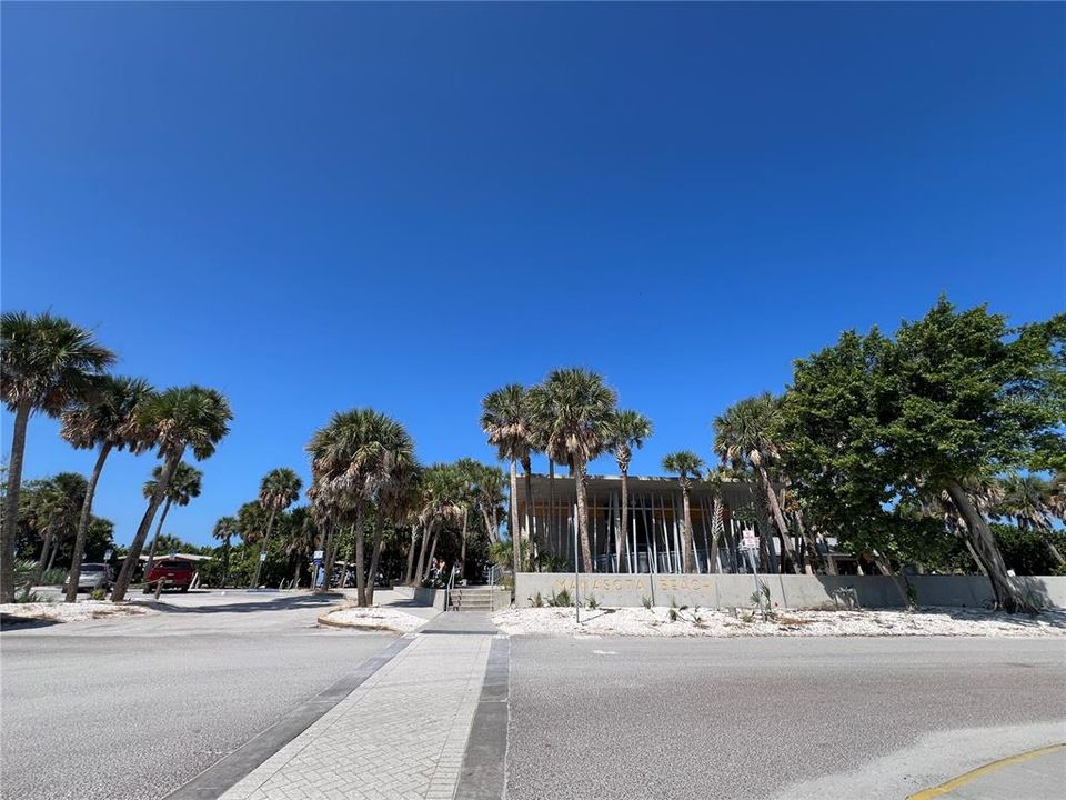 For Sale: $179,900 (2 beds, 2 baths, 1227 Square Feet)