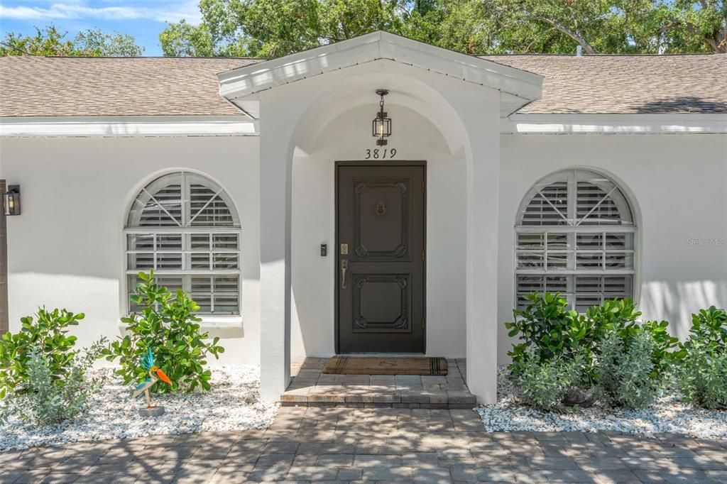 For Sale: $1,395,000 (4 beds, 3 baths, 2107 Square Feet)