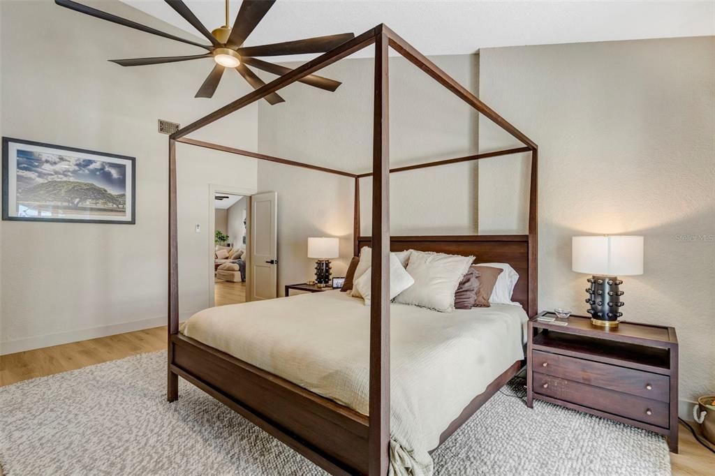 For Sale: $1,395,000 (4 beds, 3 baths, 2107 Square Feet)
