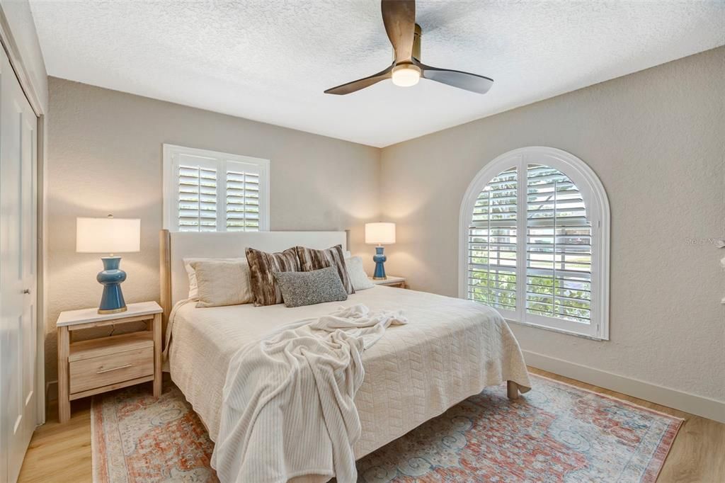 For Sale: $1,395,000 (4 beds, 3 baths, 2107 Square Feet)