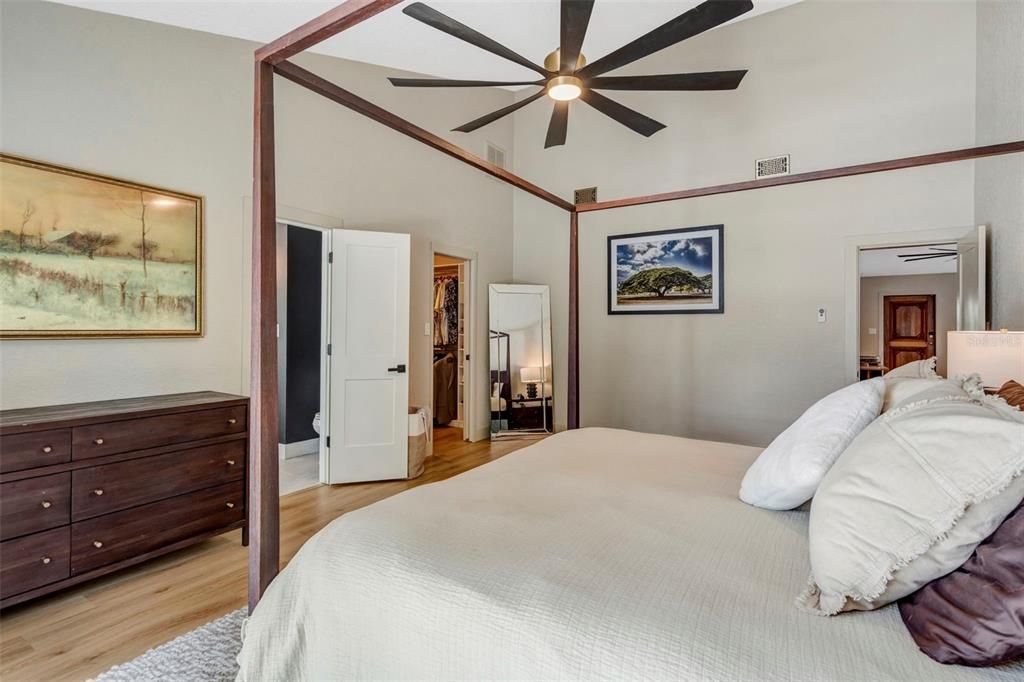 For Sale: $1,395,000 (4 beds, 3 baths, 2107 Square Feet)