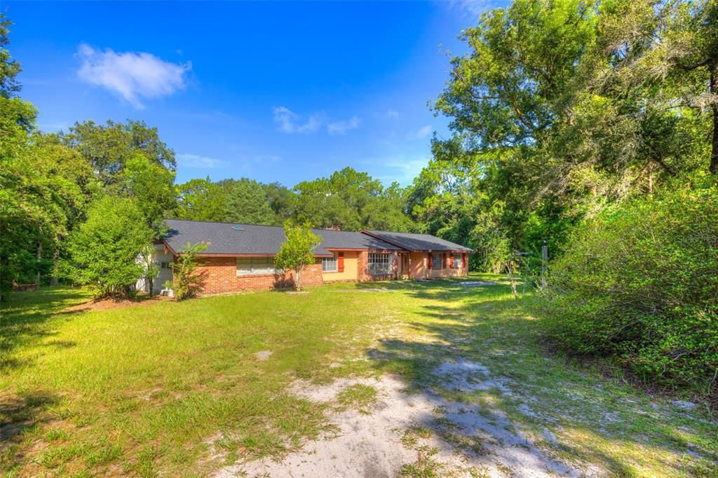 For Sale: $525,000 (4 beds, 3 baths, 2217 Square Feet)