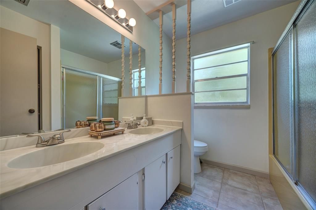For Sale: $525,000 (4 beds, 3 baths, 2217 Square Feet)