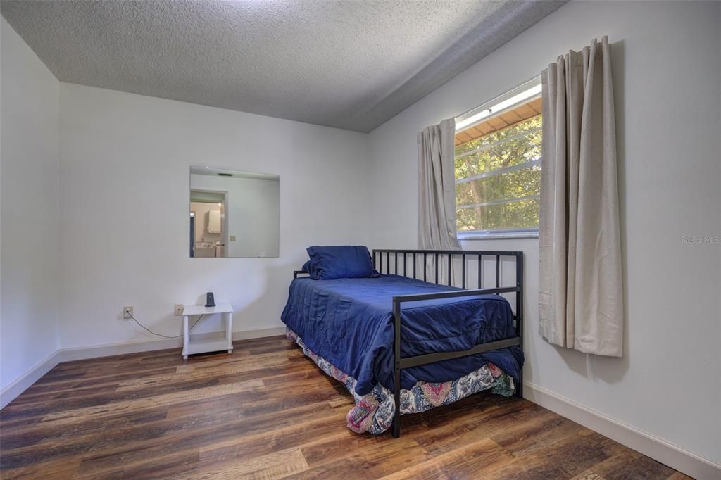 For Sale: $525,000 (4 beds, 3 baths, 2217 Square Feet)