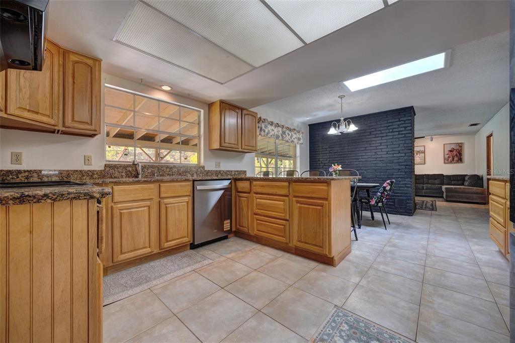 For Sale: $525,000 (4 beds, 3 baths, 2217 Square Feet)