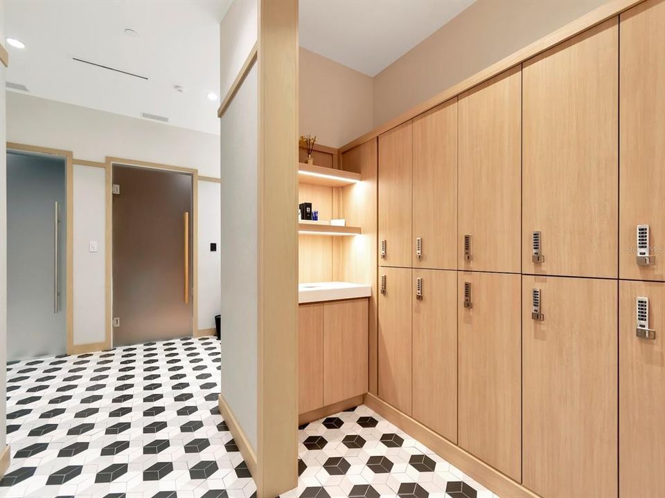 For Rent: $20,800 (3 beds, 3 baths, 2940 Square Feet)