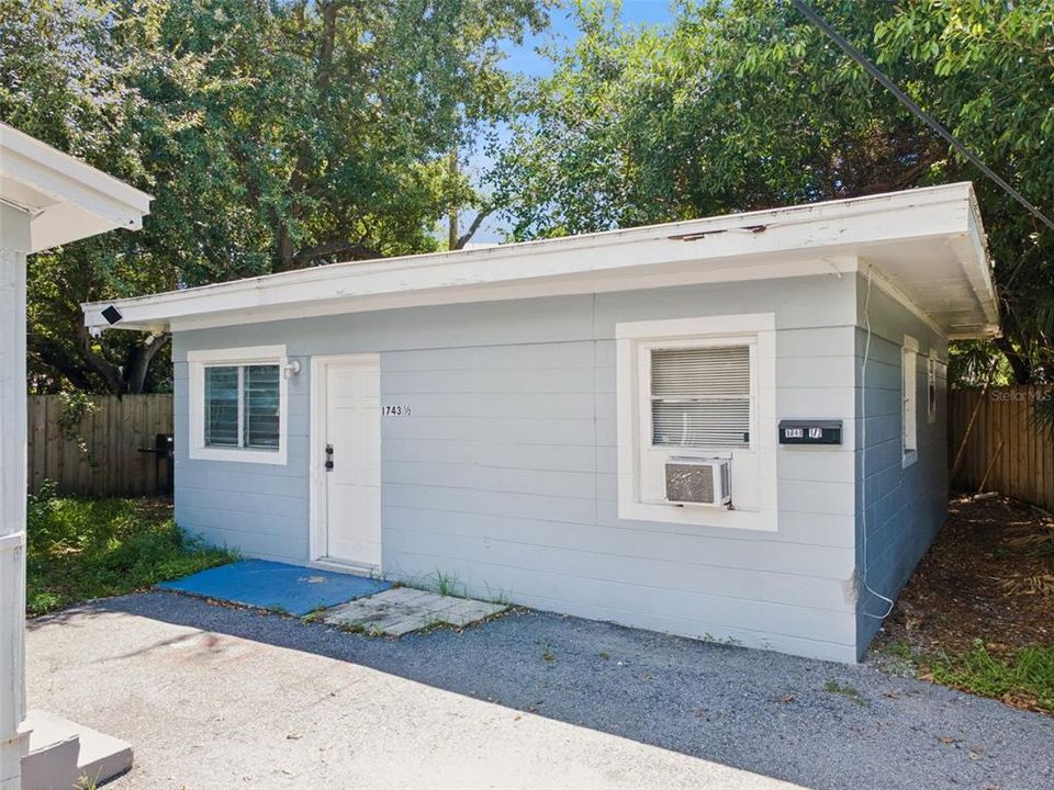En Venta: $430,000 (5 camas, 2 baños, 1656 Pies cuadrados)