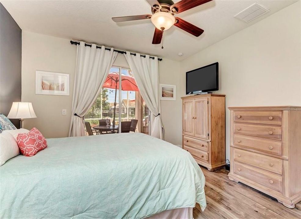 For Sale: $356,900 (3 beds, 2 baths, 1703 Square Feet)