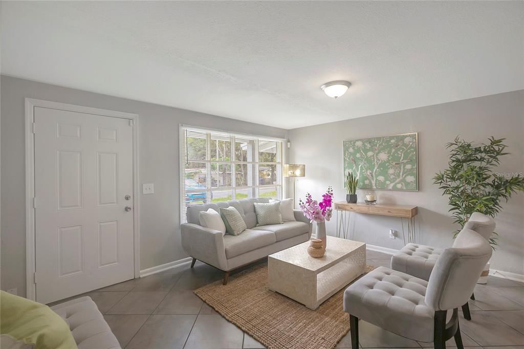 For Sale: $315,000 (4 beds, 2 baths, 1353 Square Feet)