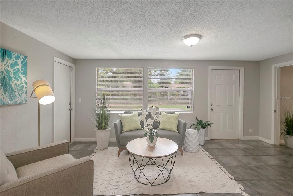 For Sale: $315,000 (4 beds, 2 baths, 1353 Square Feet)