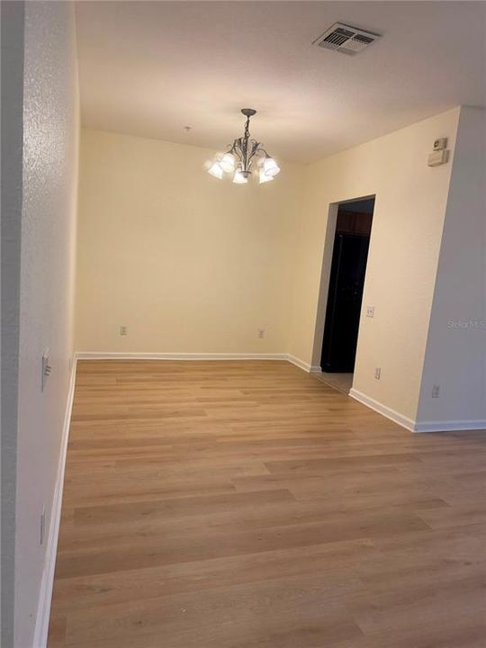 For Rent: $2,200 (2 beds, 2 baths, 1438 Square Feet)
