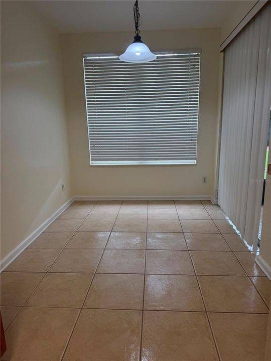 For Rent: $2,200 (2 beds, 2 baths, 1438 Square Feet)