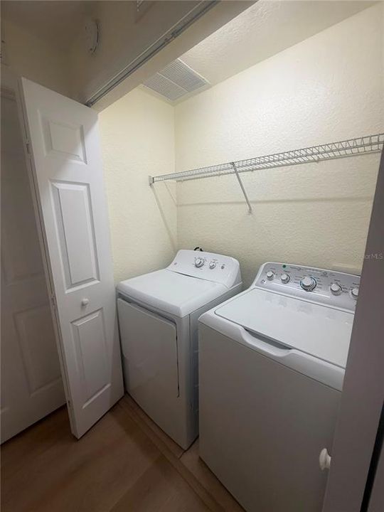 For Rent: $2,200 (2 beds, 2 baths, 1438 Square Feet)
