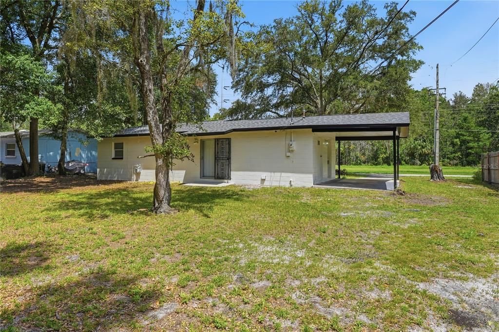 For Sale: $198,000 (3 beds, 1 baths, 933 Square Feet)