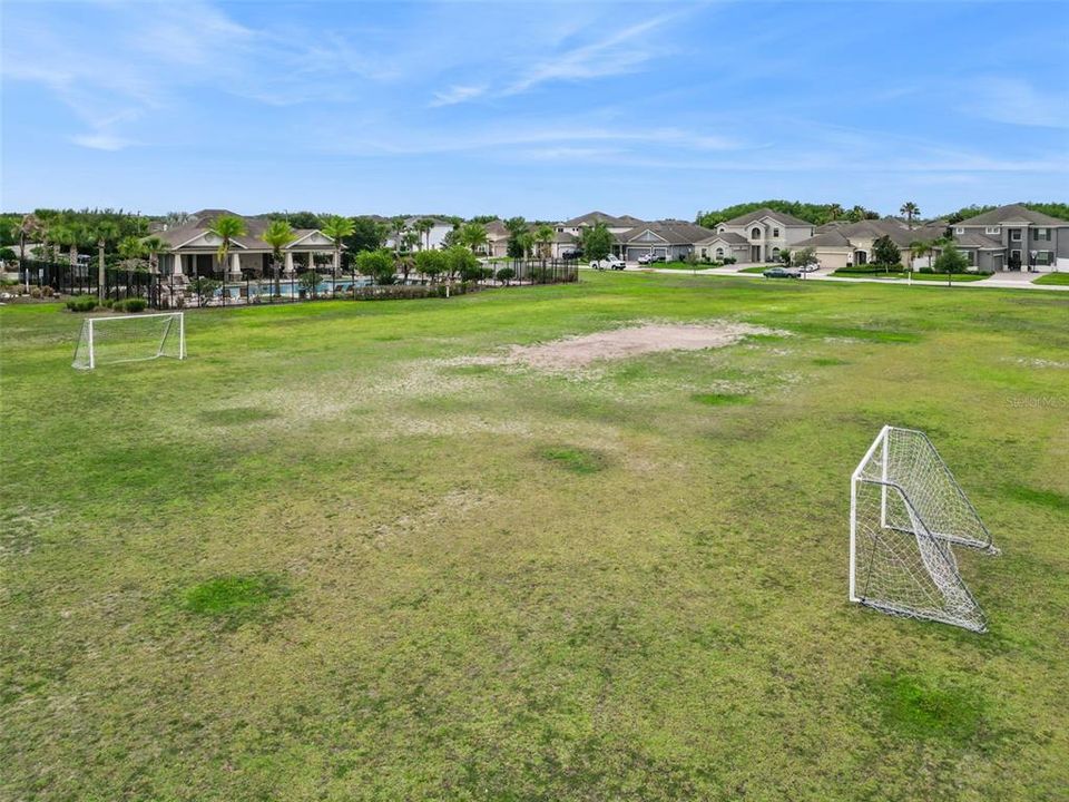 For Sale: $699,000 (5 beds, 4 baths, 3506 Square Feet)