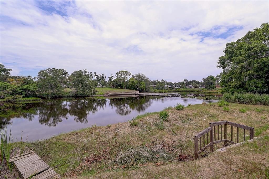 For Sale: $749,500 (2 beds, 2 baths, 2092 Square Feet)