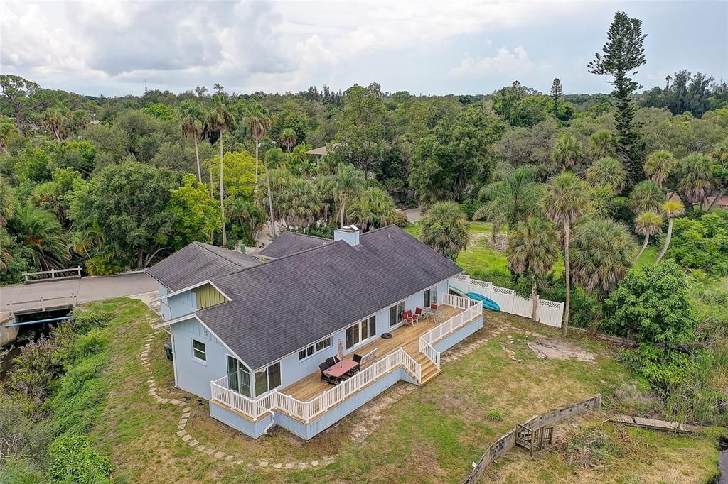 For Sale: $749,500 (2 beds, 2 baths, 2092 Square Feet)