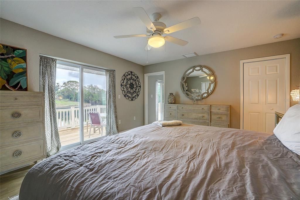 For Sale: $749,500 (2 beds, 2 baths, 2092 Square Feet)