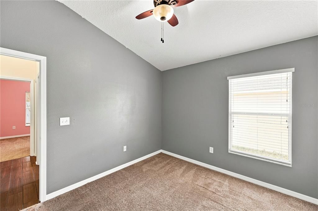 For Sale: $350,000 (4 beds, 2 baths, 1973 Square Feet)