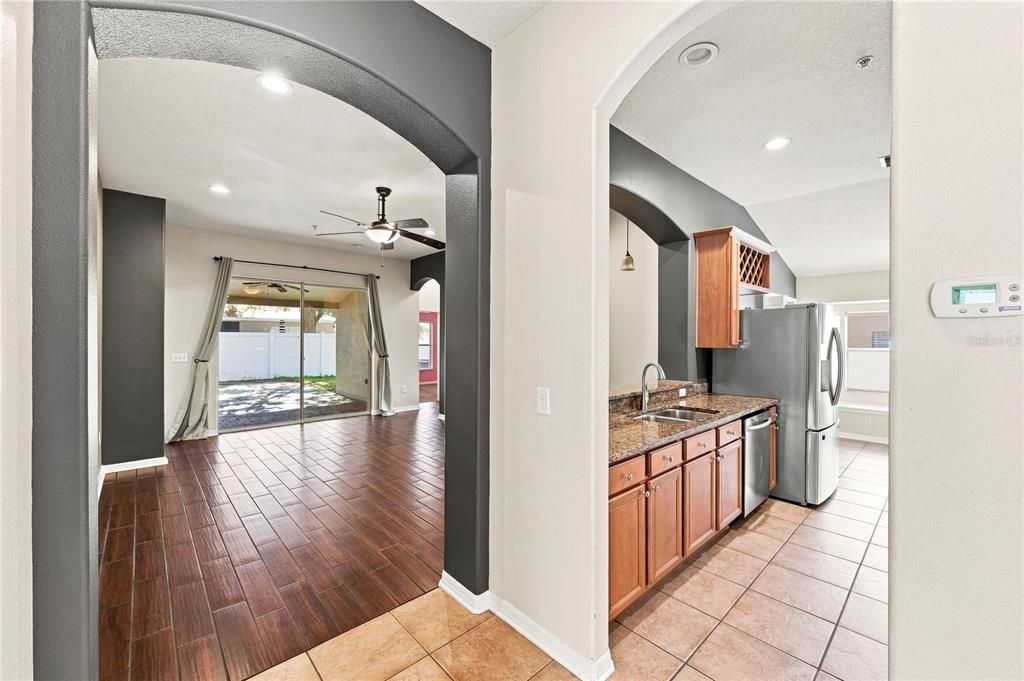 For Sale: $350,000 (4 beds, 2 baths, 1973 Square Feet)