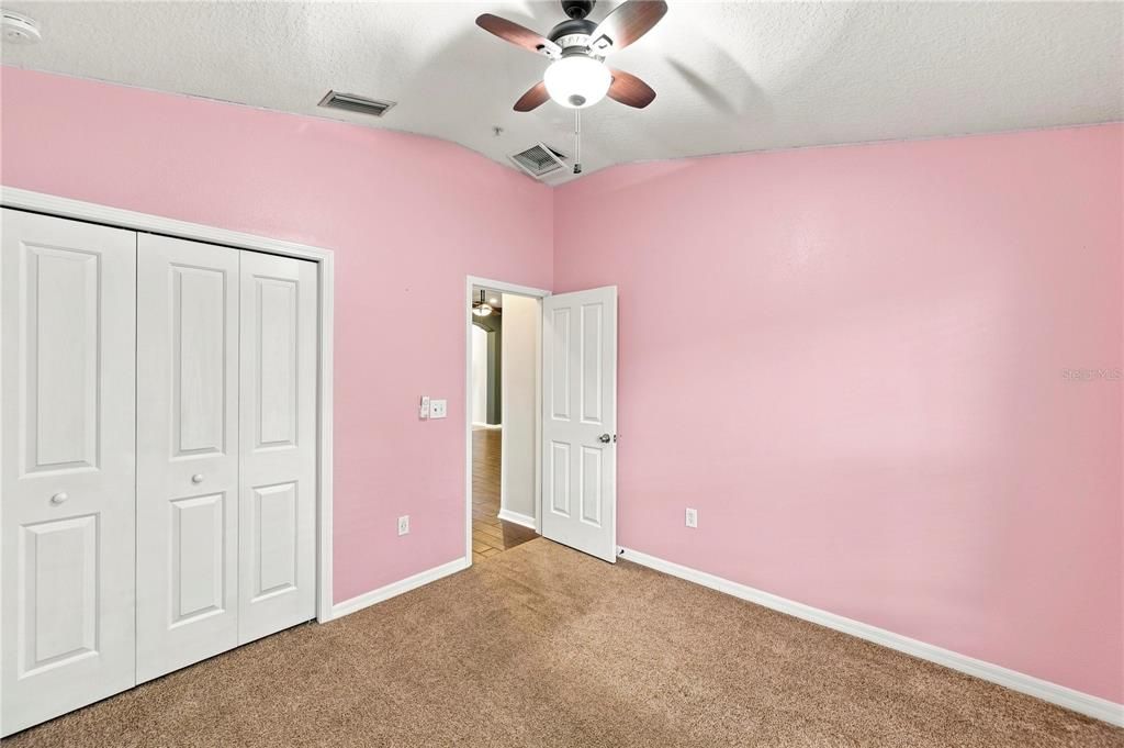 For Sale: $350,000 (4 beds, 2 baths, 1973 Square Feet)