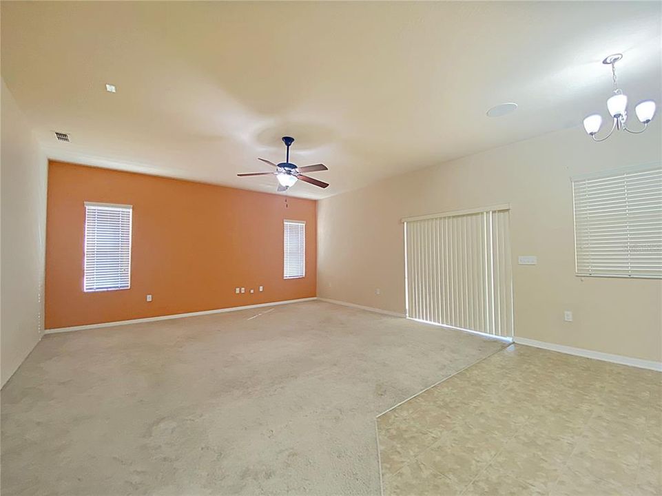 For Rent: $2,200 (4 beds, 2 baths, 2386 Square Feet)