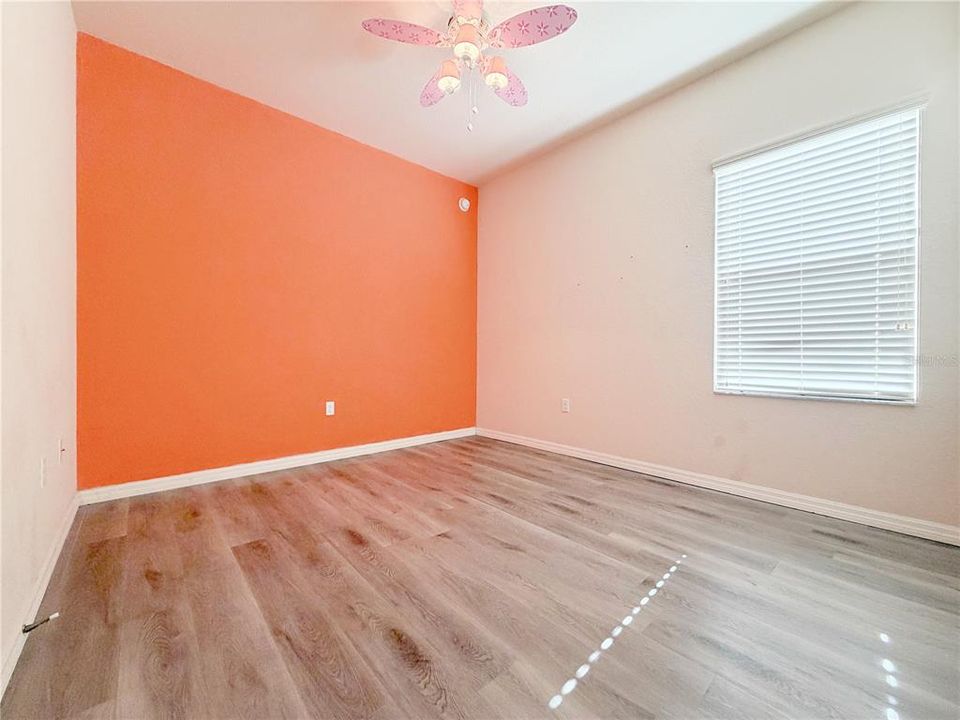 For Rent: $2,200 (4 beds, 2 baths, 2386 Square Feet)