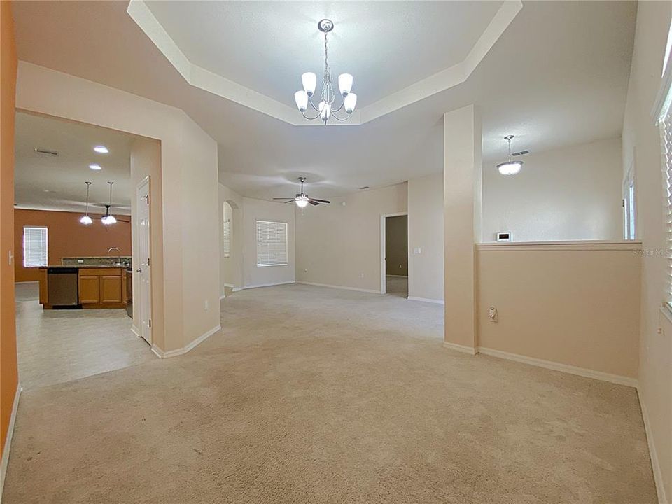 For Rent: $2,200 (4 beds, 2 baths, 2386 Square Feet)