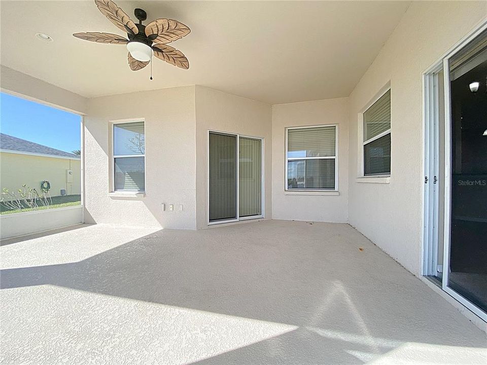 For Rent: $2,200 (4 beds, 2 baths, 2386 Square Feet)