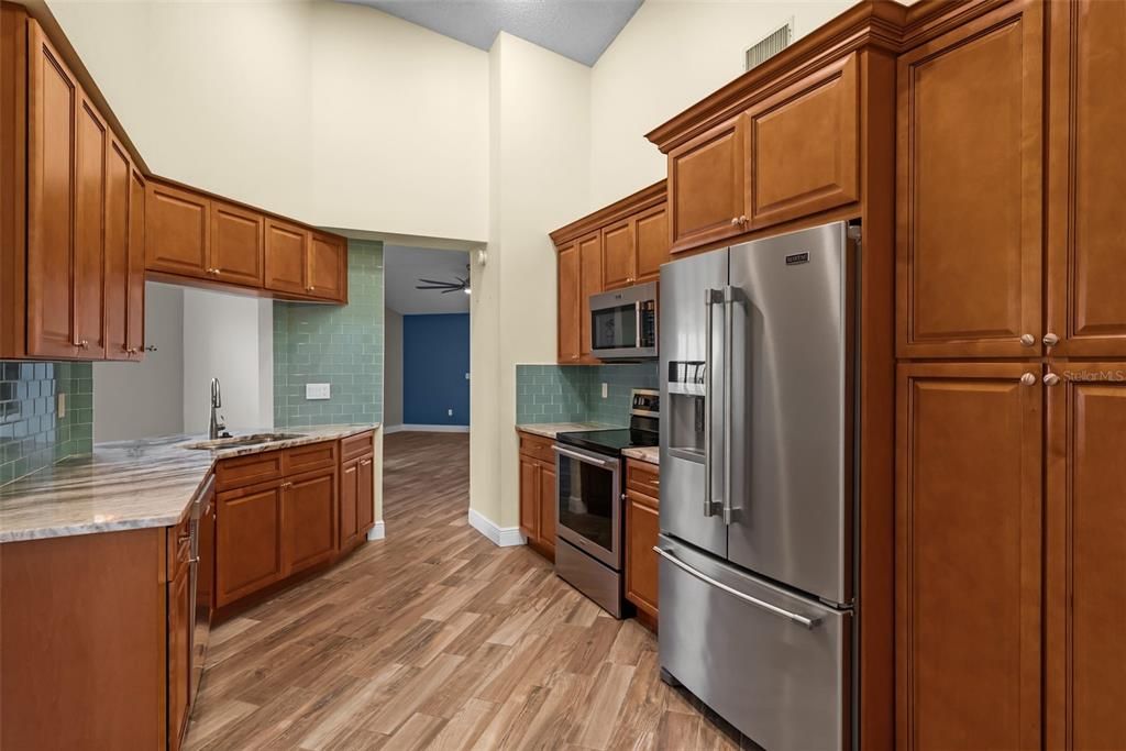 For Sale: $549,900 (4 beds, 2 baths, 2040 Square Feet)