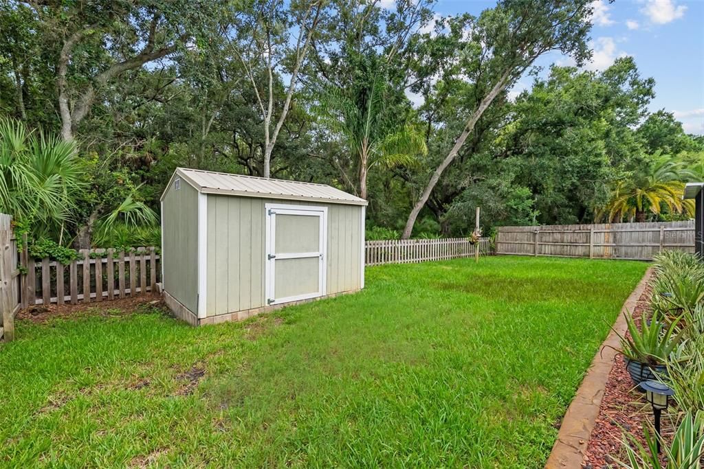For Sale: $549,900 (4 beds, 2 baths, 2040 Square Feet)