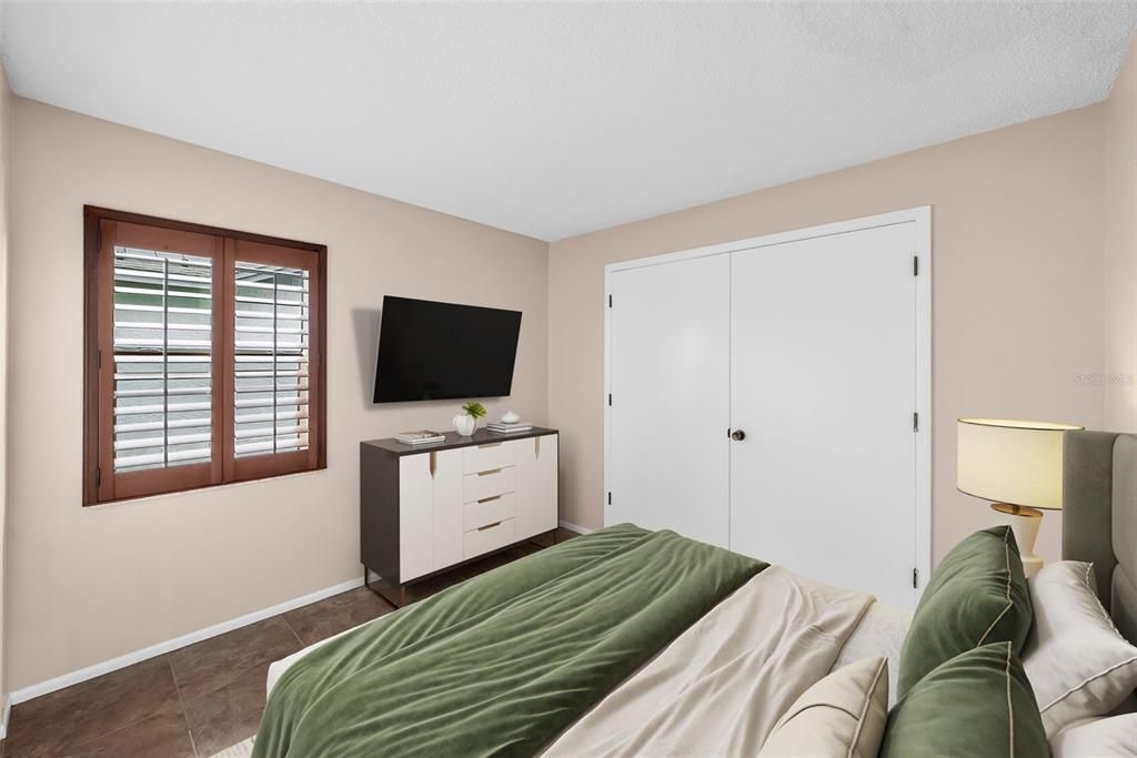 For Sale: $549,900 (4 beds, 2 baths, 2040 Square Feet)