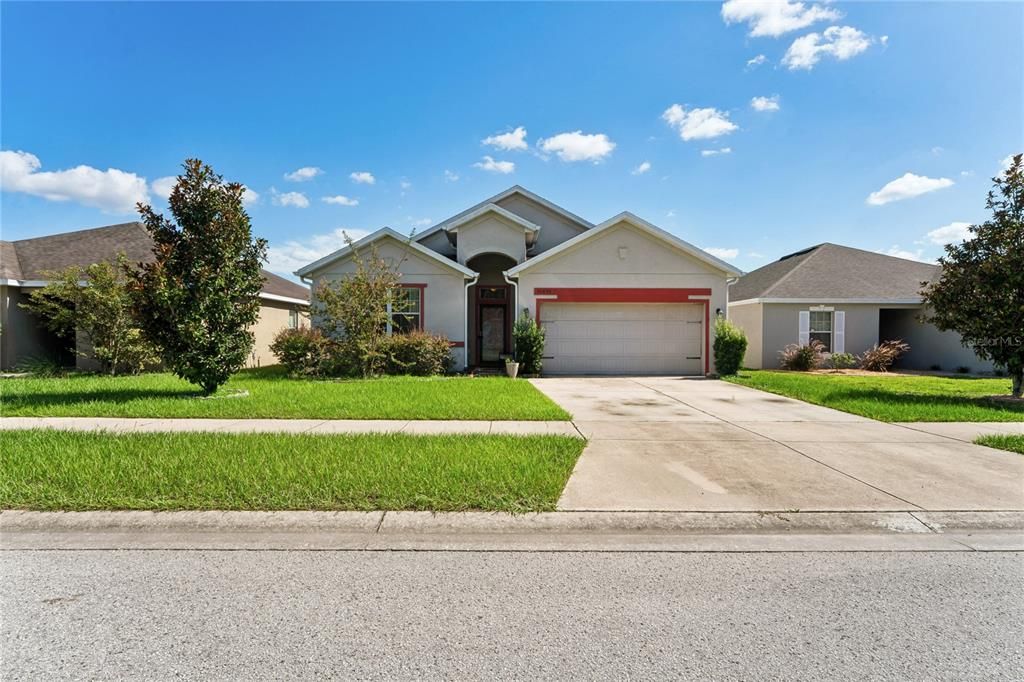 For Sale: $320,000 (3 beds, 2 baths, 1629 Square Feet)