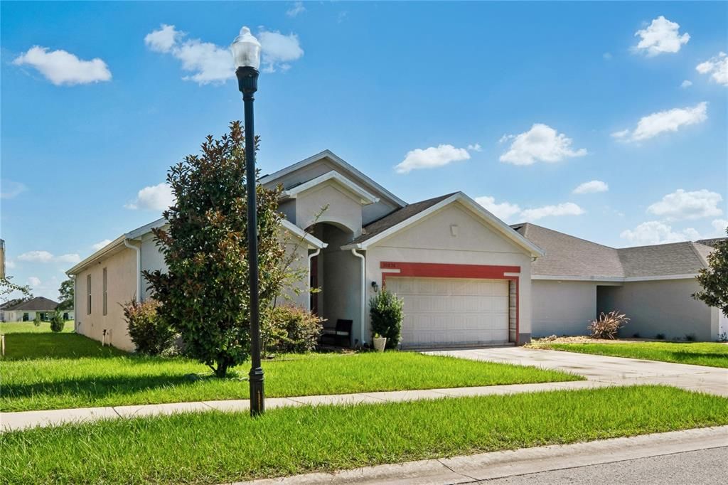 For Sale: $320,000 (3 beds, 2 baths, 1629 Square Feet)
