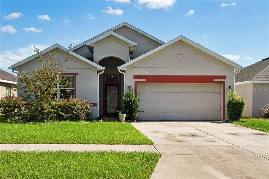 For Sale: $320,000 (3 beds, 2 baths, 1629 Square Feet)