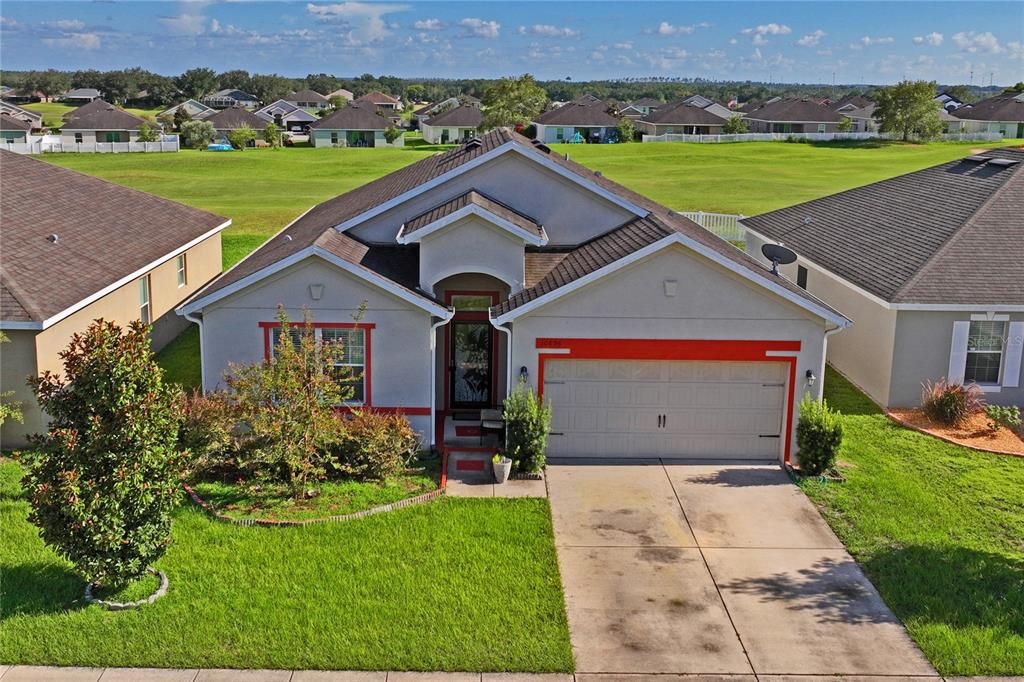 For Sale: $320,000 (3 beds, 2 baths, 1629 Square Feet)