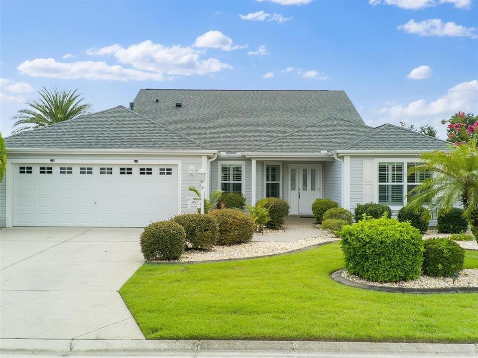 For Sale: $425,000 (3 beds, 2 baths, 1887 Square Feet)