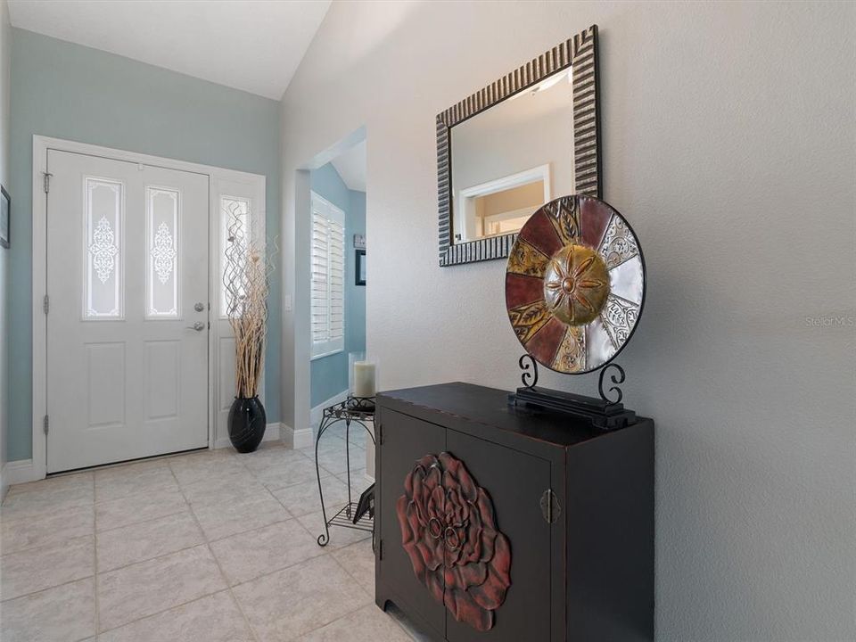 For Sale: $425,000 (3 beds, 2 baths, 1887 Square Feet)