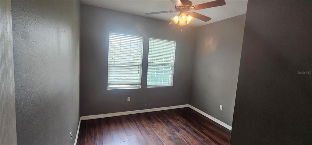 For Rent: $1,995 (3 beds, 2 baths, 1282 Square Feet)